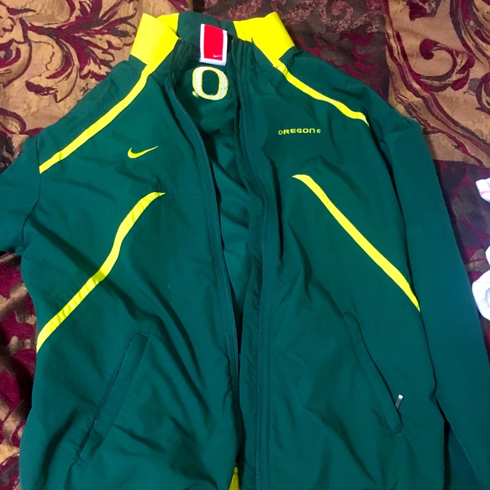 Nike Oregon Ducks Track Jacket-Medium
